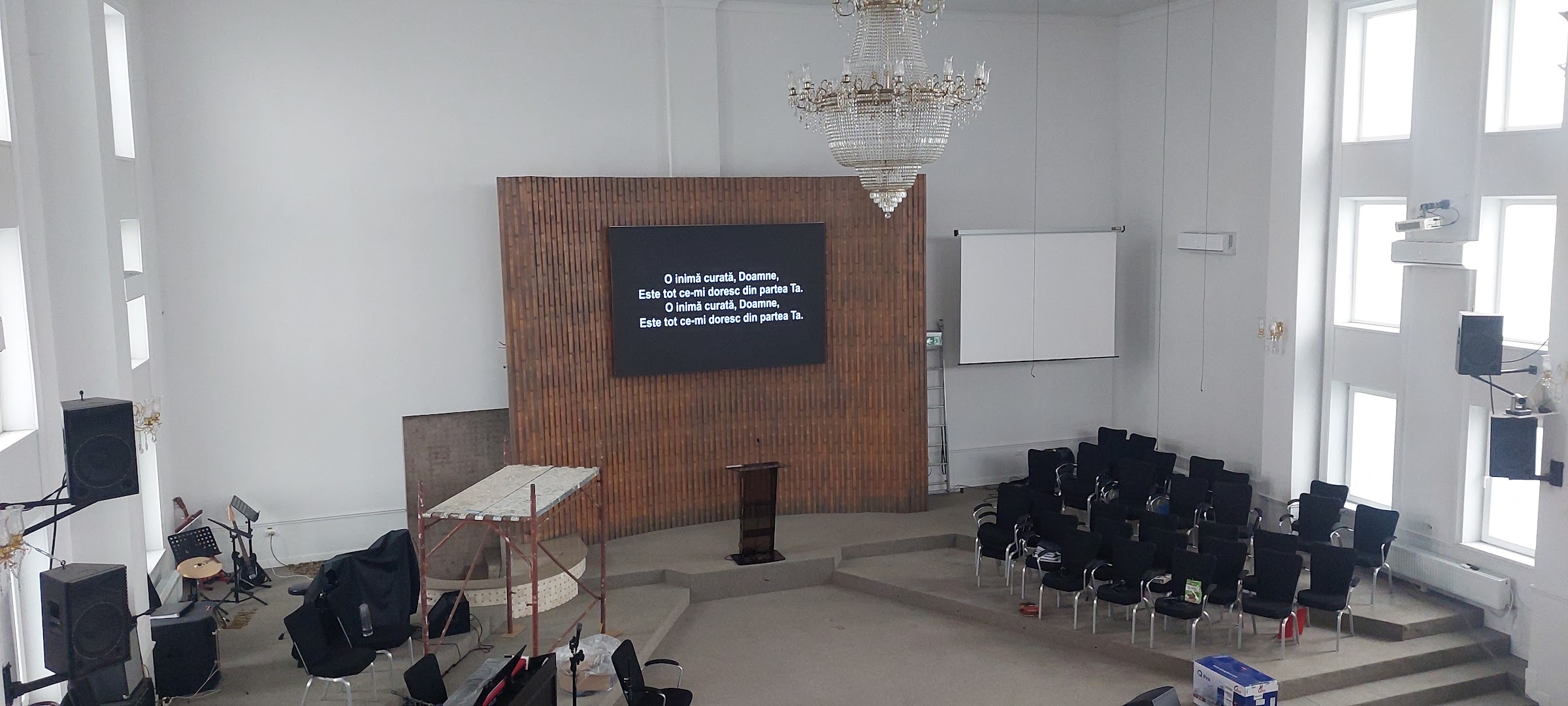 Ecrane cu LED pentru biserici - EcraneLED.ro