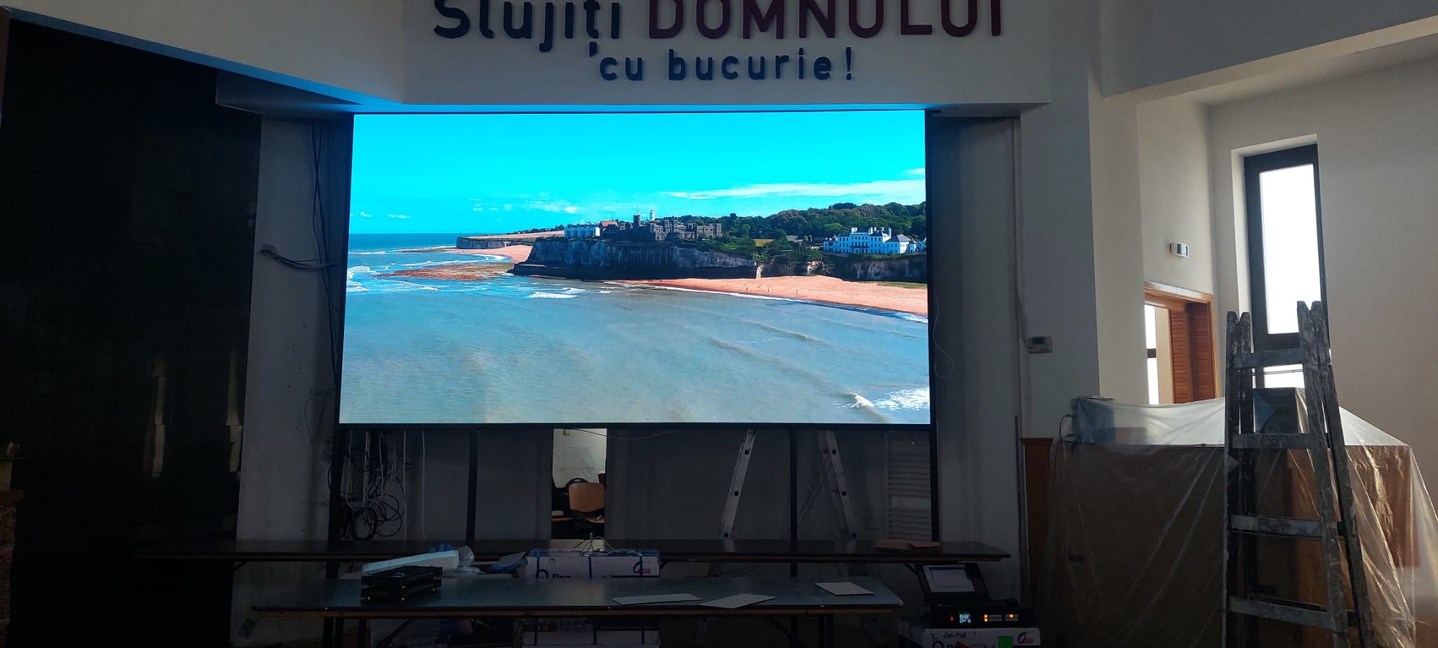 Videowall LED pentru chiesa