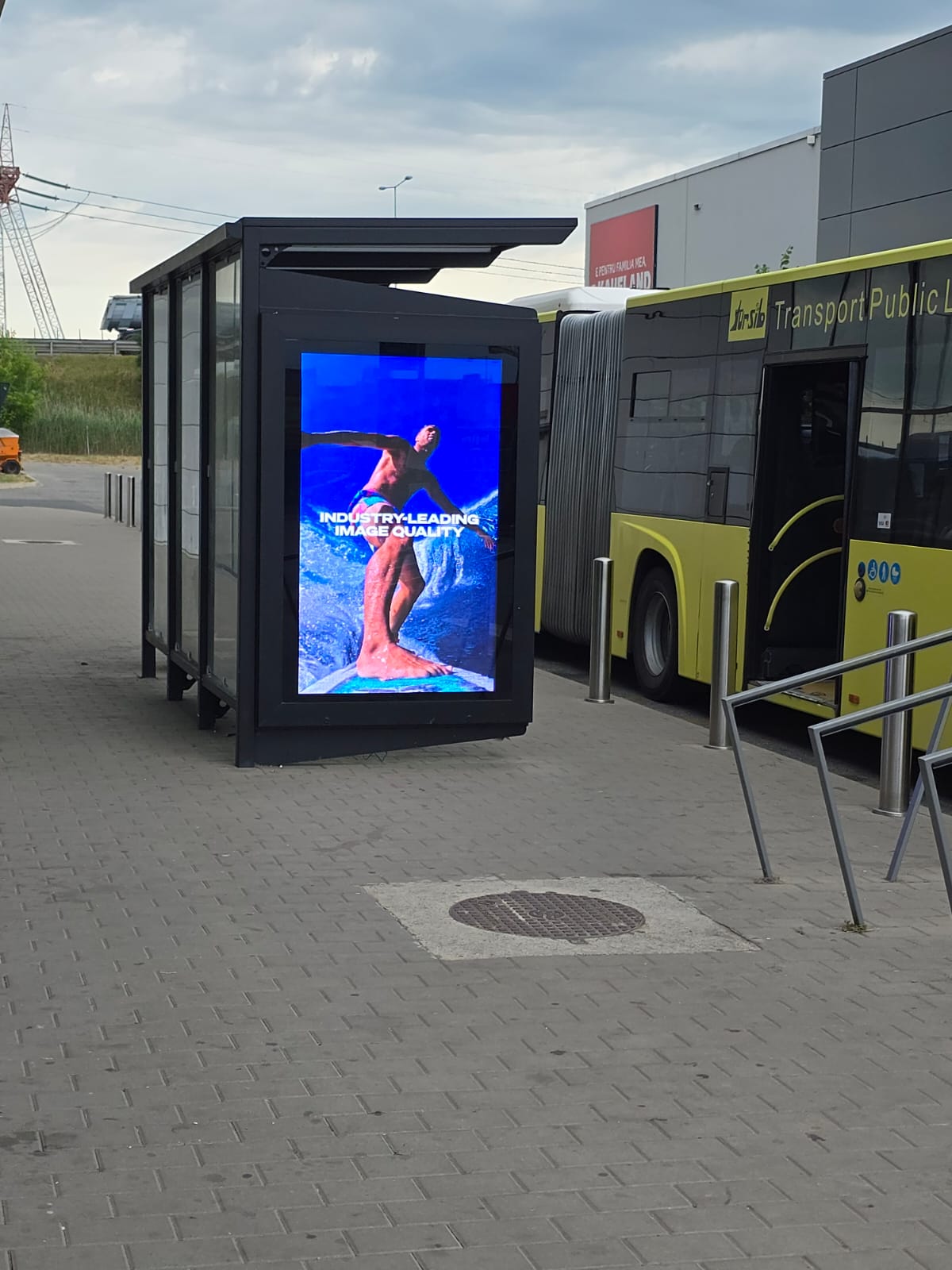 Totem Ecrane LED exterior