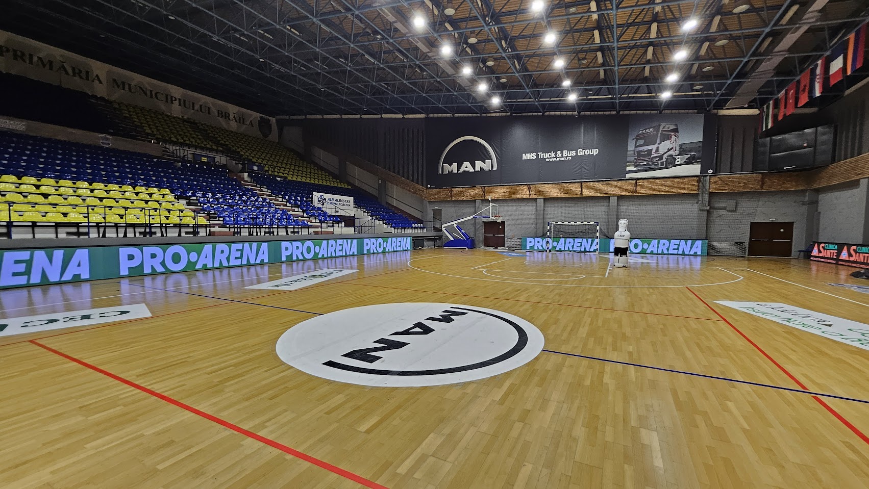 Perimetru LED interior arena