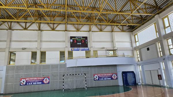 Ecran scor sala de sport